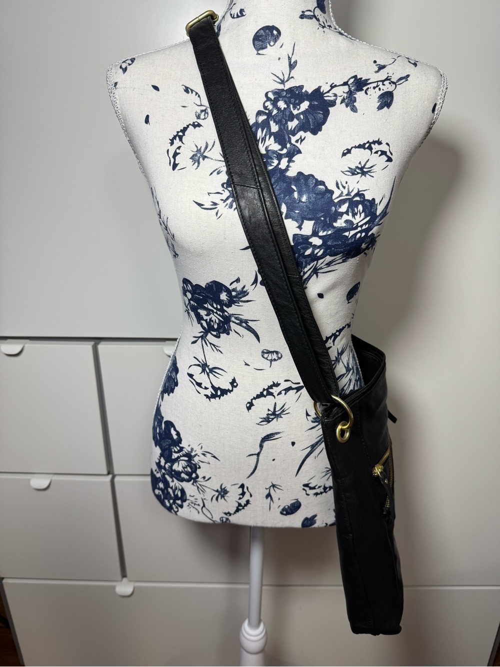 Classic Black Leather Crossbody with Gold Accents - Picture 4 of 7